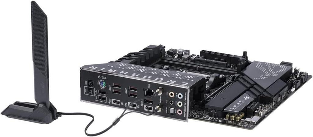 ASUS ROG X670E Gene DDR5 mATX Teşhir