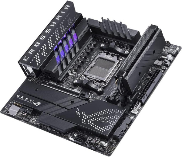 ASUS ROG X670E Gene DDR5 mATX Teşhir