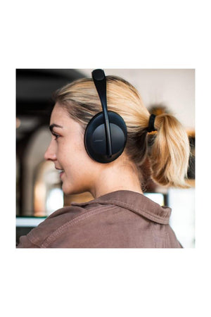 Bose 700 Siyah BT Kulaklık Teşhir